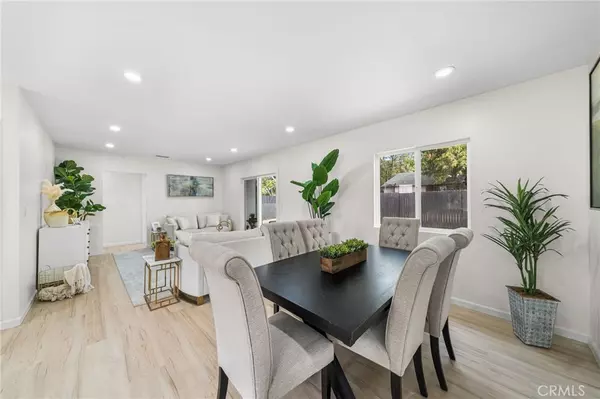 Riverside, CA 92504,3867 Roblyn