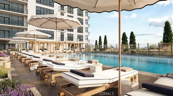 Santa Ana, CA 92707,9 MacArthur Place #2002