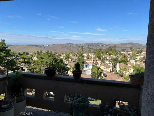 San Clemente, CA 92672,1040 Calle Del Cerro #108