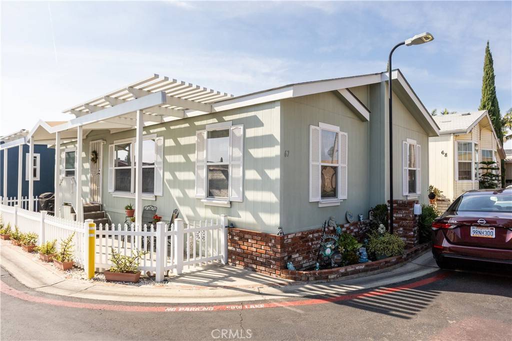 Tustin, CA 92780,1782 Nisson #67