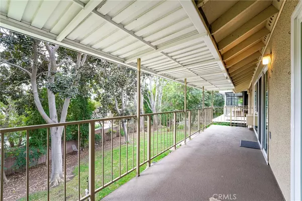 Laguna Woods, CA 92637,896 Ronda Sevilla #N