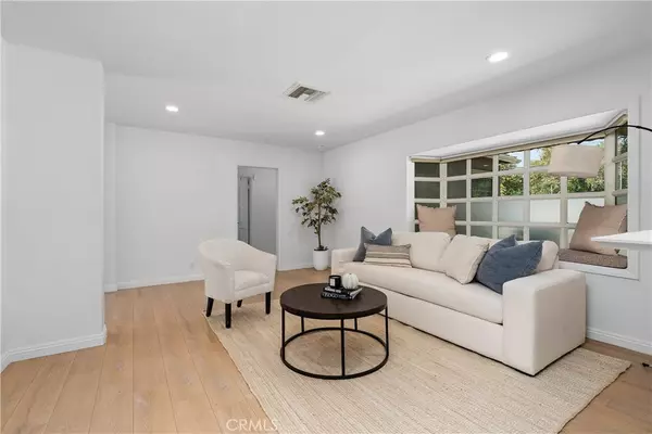 Tarzana, CA 91356,5732 Wilbur AVE