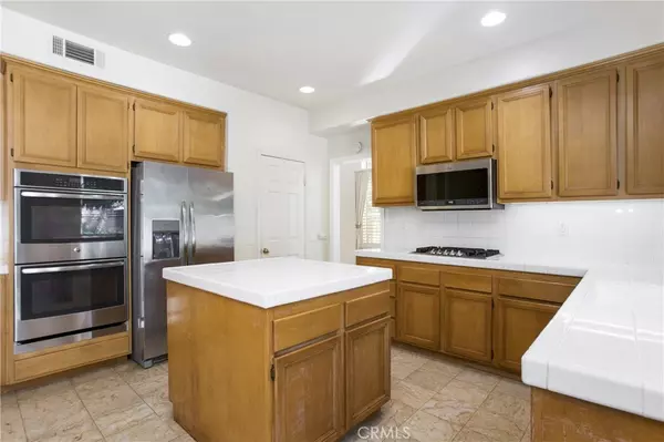 Irvine, CA 92606,11 Cipriani