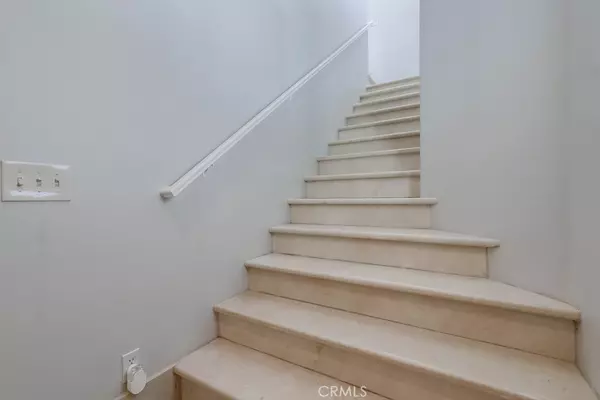 Aliso Viejo, CA 92656,64 Bryce Canyon