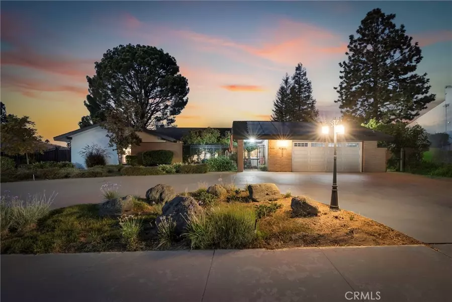 3010 Panorama, Bakersfield, CA 93306