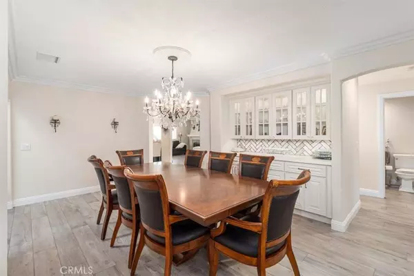 Huntington Beach, CA 92649,5342 Kenilworth