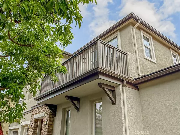 Moorpark, CA 93021,6834 Simmons