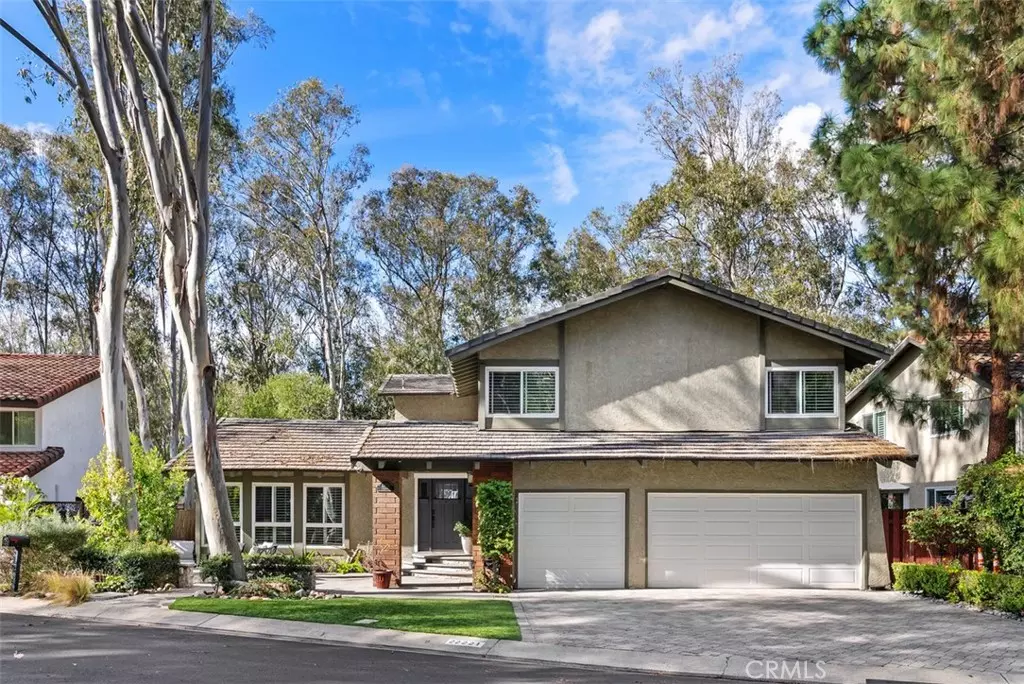 Lake Forest, CA 92630,22221 Treeridge