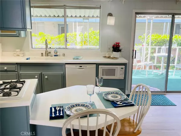 Tustin, CA 92780,101 Malaga ST