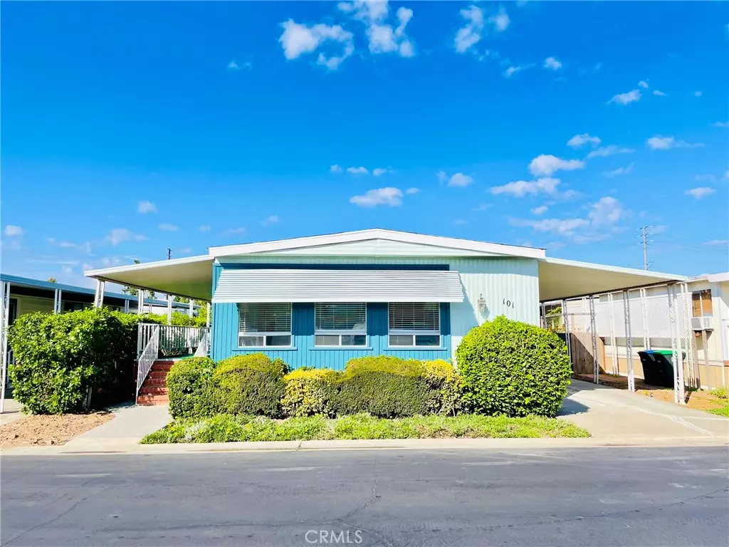 Tustin, CA 92780,101 Malaga ST