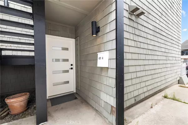 Newport Beach, CA 92661,421 E Balboa Blvd