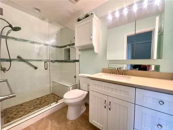 Huntington Beach, CA 92649,16973 Bluewater Lane #71