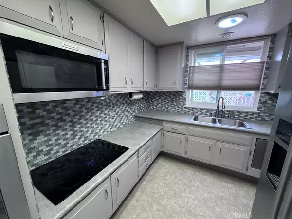 Laguna Woods, CA 92637,544 Via Estrada #H