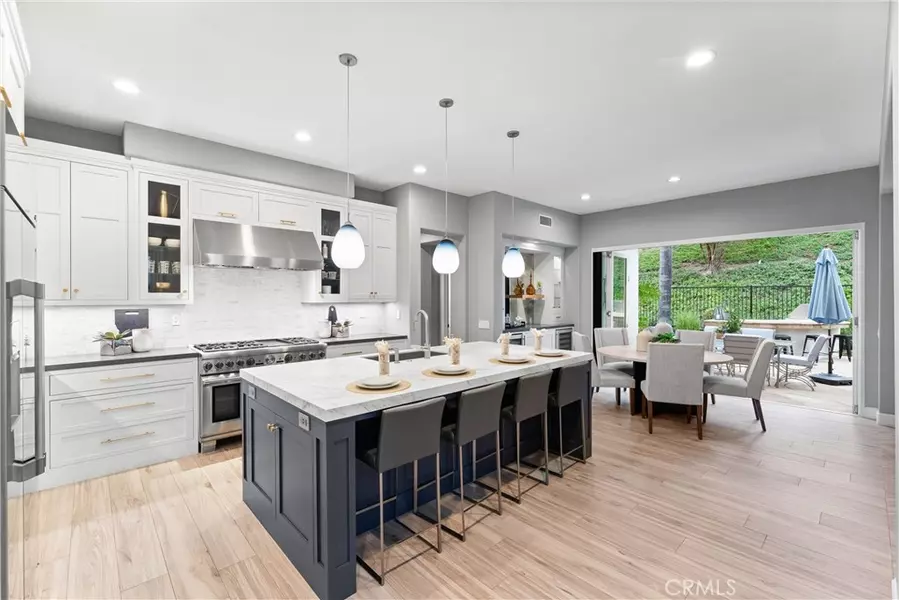 24 Thornhill, Ladera Ranch, CA 92694