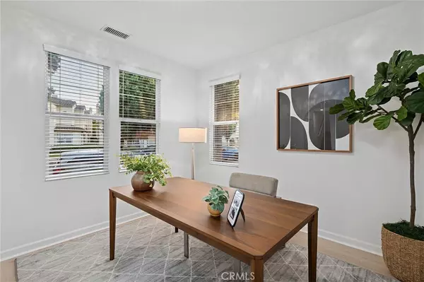 Irvine, CA 92603,345 Tall Oak