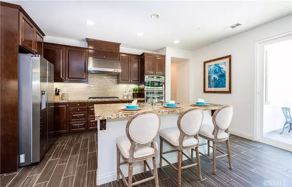 Irvine, CA 92618,181 Compass