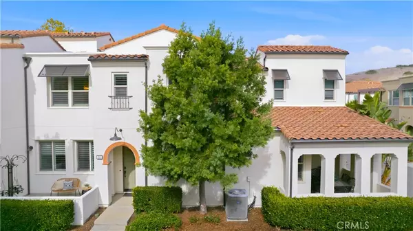 33 Hoya ST, Rancho Mission Viejo, CA 92694
