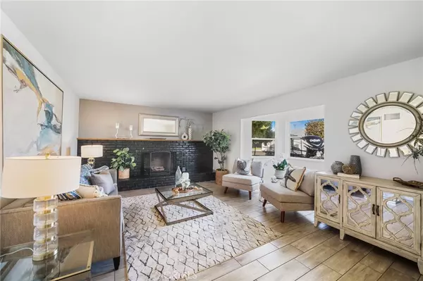 Fountain Valley, CA 92708,10484 Teal CIR