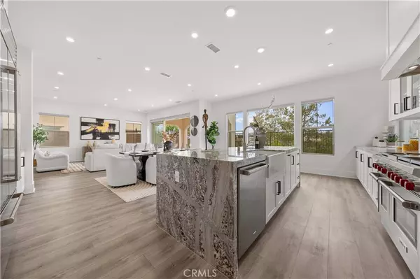 Irvine, CA 92602,59 Longchamp