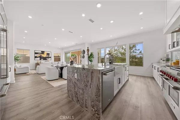 Irvine, CA 92602,59 Longchamp