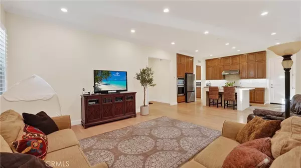 Irvine, CA 92620,72 Honeyflower