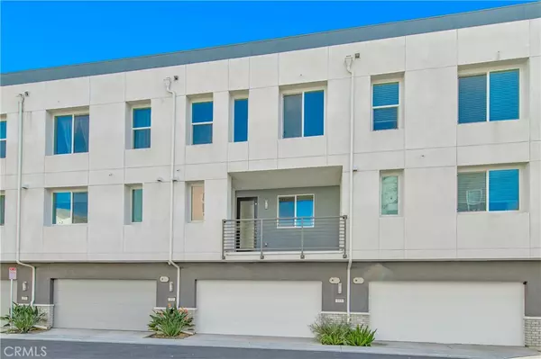 Irvine, CA 92614,185 Steely