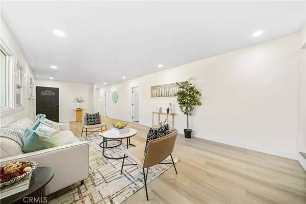 Venice, CA 90291,713 Flower Ave