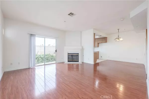 Cypress, CA 90630,9027 Primavera LN