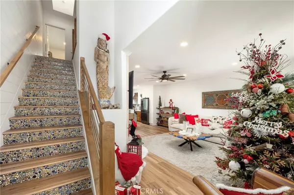 Huntington Beach, CA 92648,7401 Seabluff #102