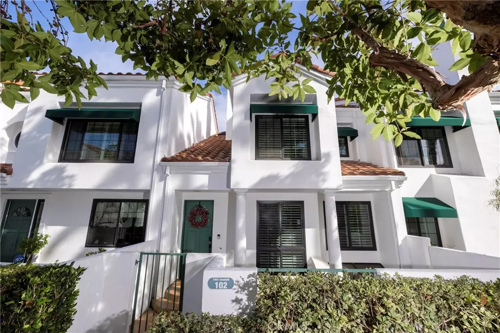 Huntington Beach, CA 92648,7401 Seabluff #102