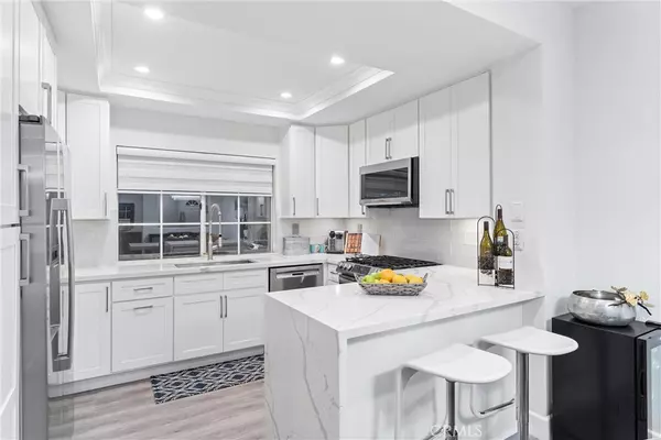 Rancho Santa Margarita, CA 92688,39 Via Ermitas