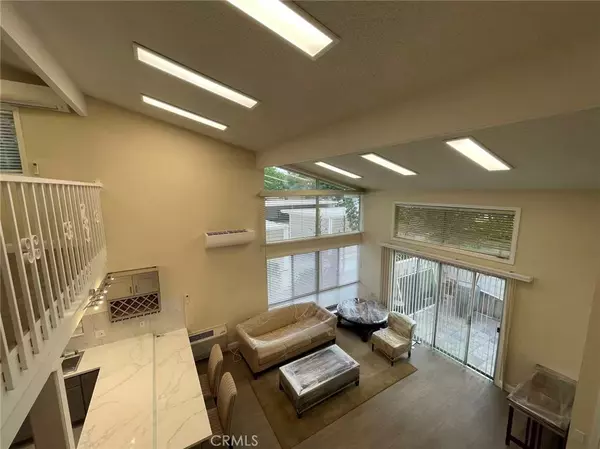 Laguna Woods, CA 92637,482 Calle Cadiz #D