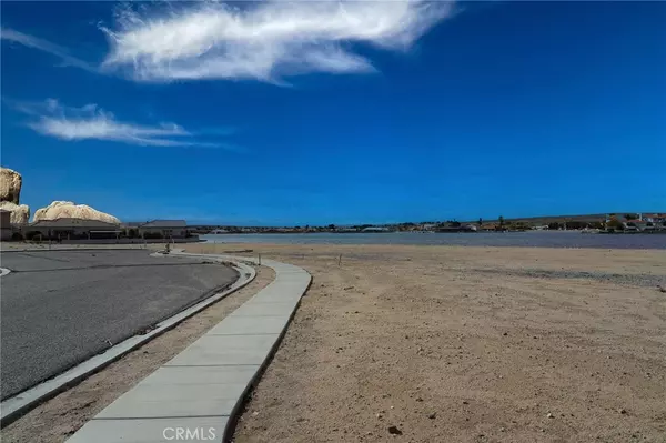 Helendale, CA 92342,27160 Vista #36