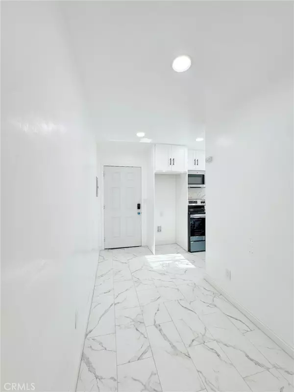 La Puente, CA 91744,1102 Larimore AVE #10