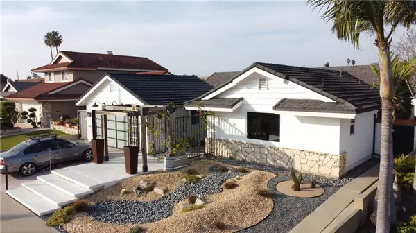 Huntington Beach, CA 92646,10211 Cliff DR