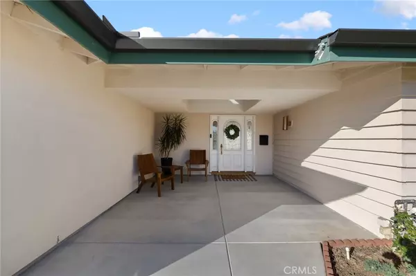 Placentia, CA 92870,5121 Cedarlawn