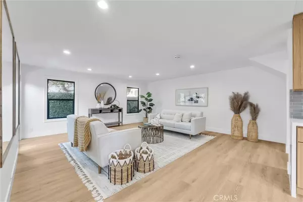 Huntington Beach, CA 92646,21621 Kaneohe