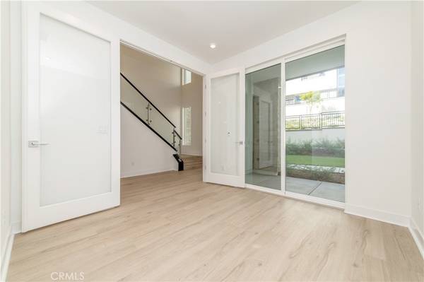 San Diego, CA 92108,2612 Everly Dr