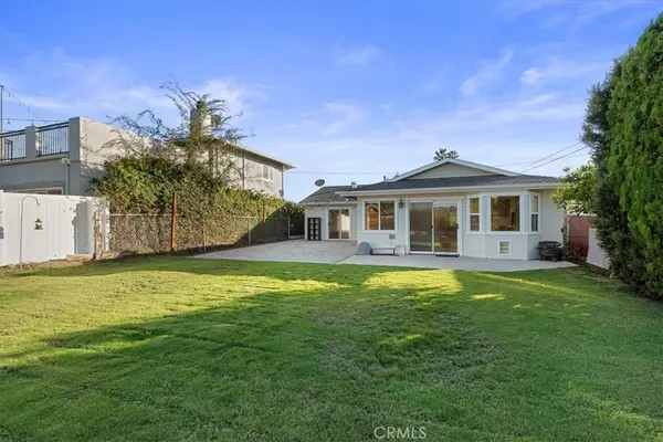 Fullerton, CA 92833,1317 W Fern DR