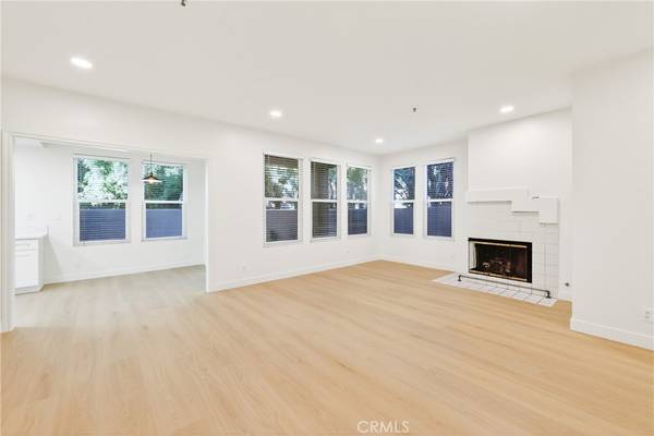 Irvine, CA 92620,78 Magellan Aisle