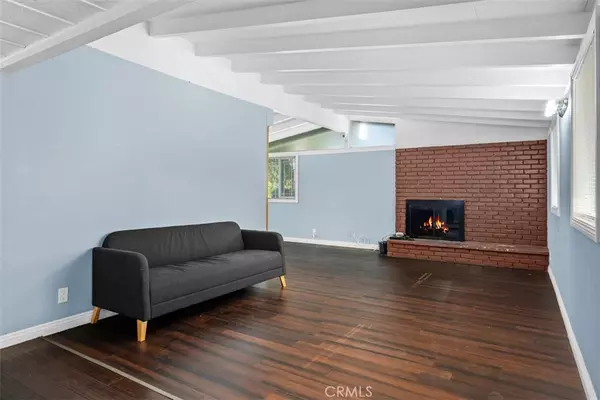 Anaheim, CA 92804,115 S Gilbert