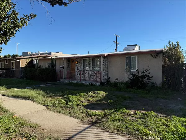 13836 Community ST, Panorama City, CA 91402