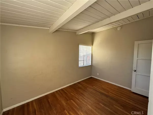 Panorama City, CA 91402,13836 Community ST