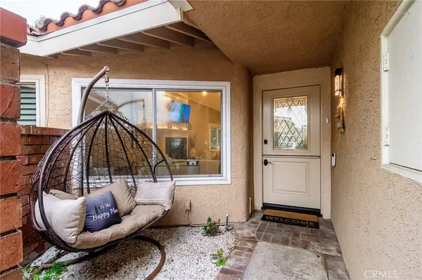 Huntington Beach, CA 92648,7975 Seawall