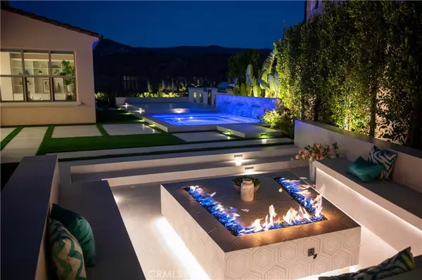 100 Albero, Irvine, CA 92602