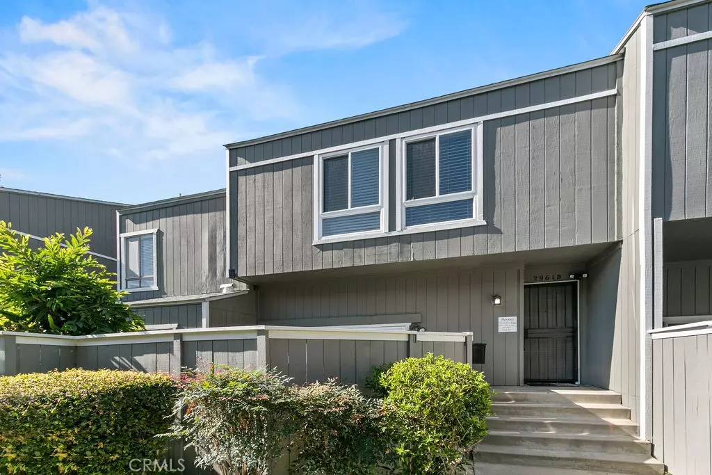 Santa Ana, CA 92704,2961 S Fairview #B