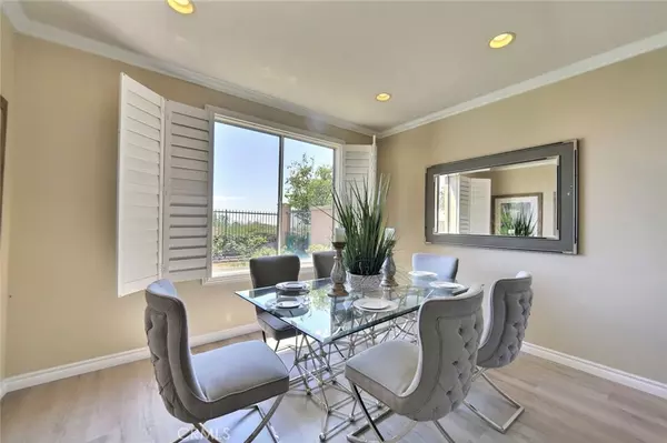 Lake Forest, CA 92610,10 Sierra Blanco