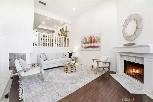 Costa Mesa, CA 92627,380 W Wilson #B103