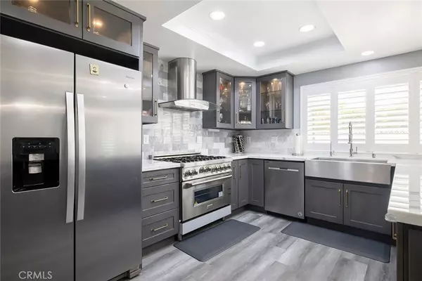 Westminster, CA 92683,8972 Pebble Beach cir