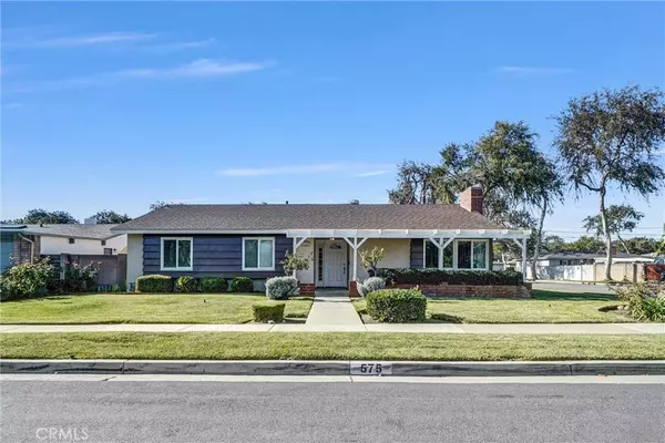 Fullerton, CA 92831,575 N Lincoln AVE